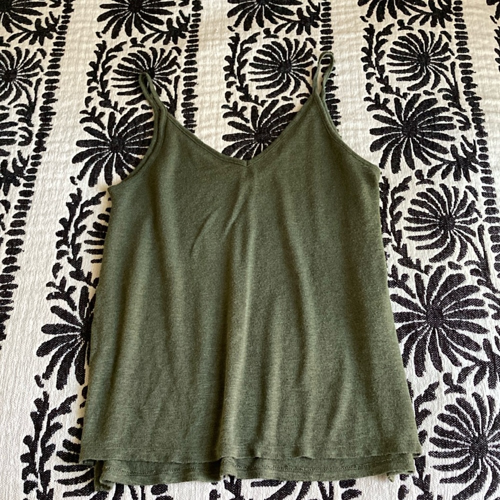Mudd Flowy Olive Green Tank Top